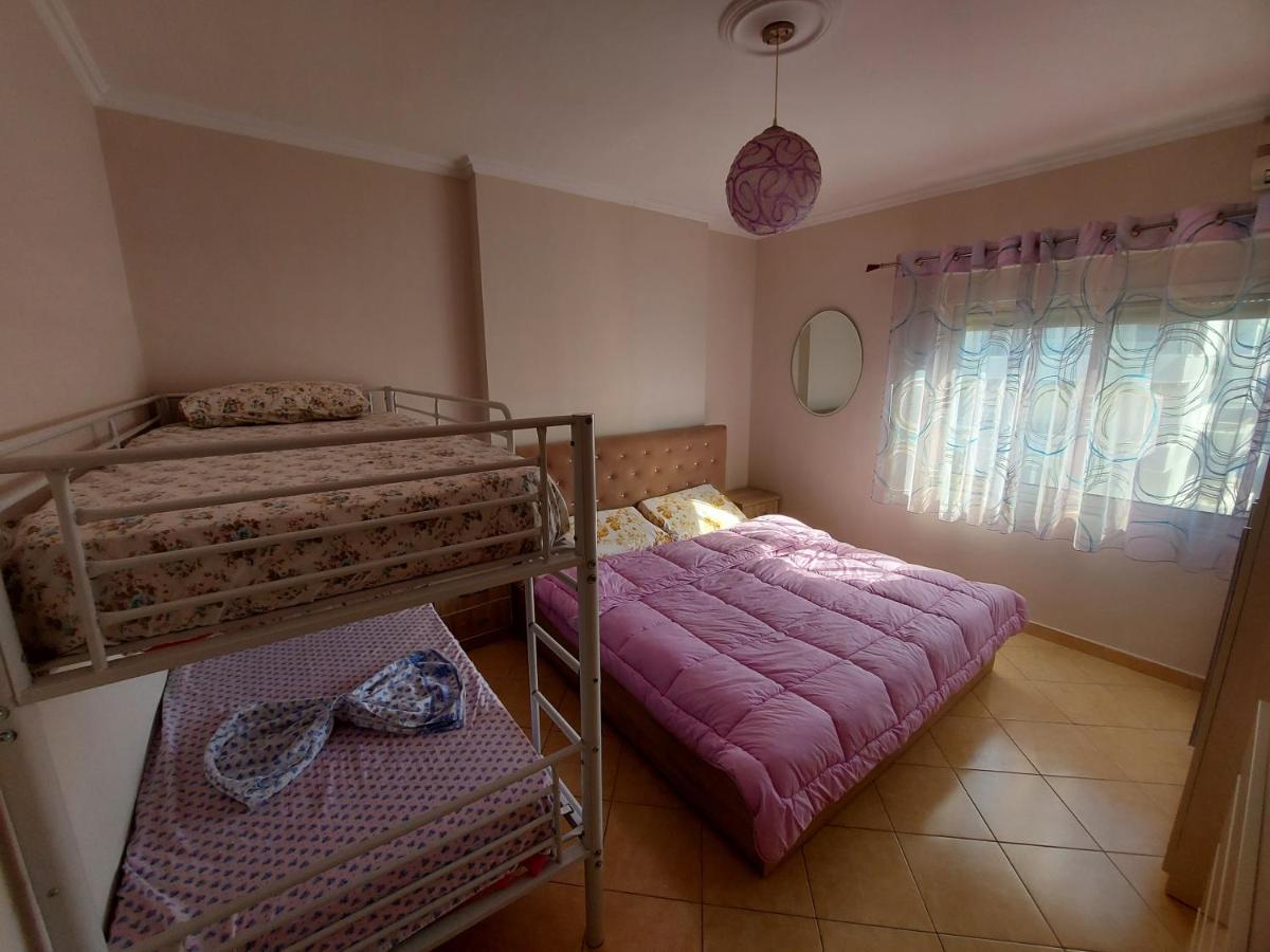 Bral Apartments 8 Two-Bedroom Beachfront Durrës Buitenkant foto