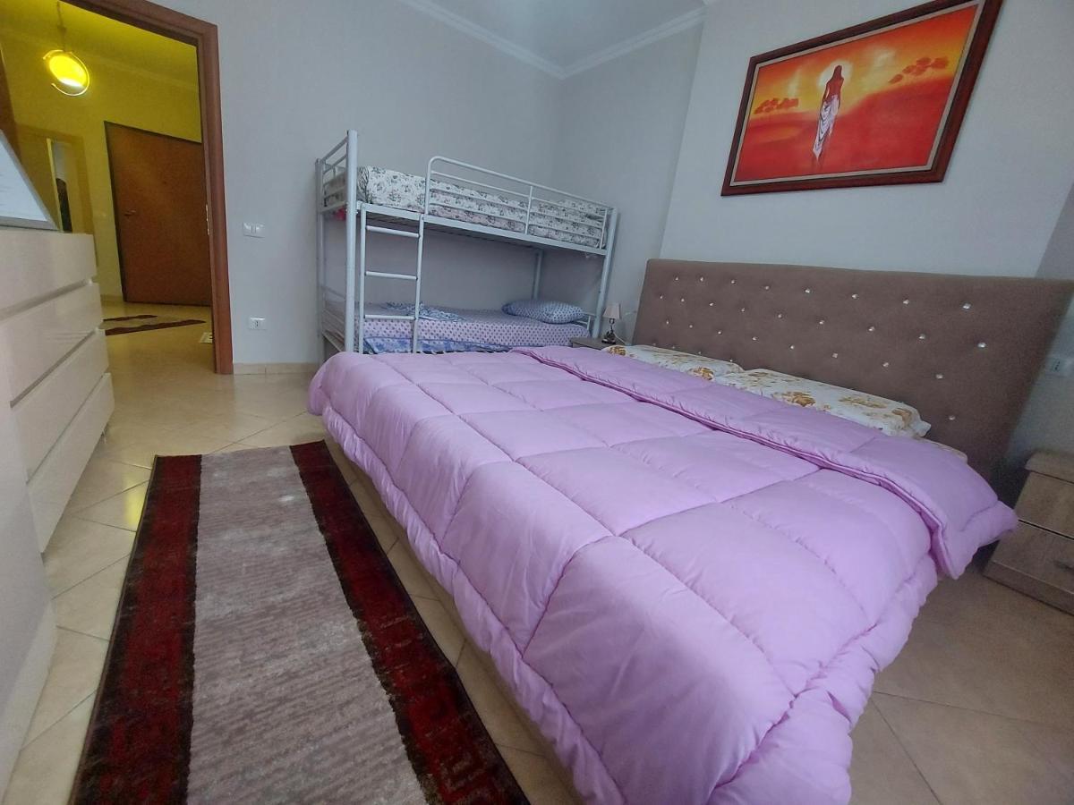 Bral Apartments 8 Two-Bedroom Beachfront Durrës Buitenkant foto