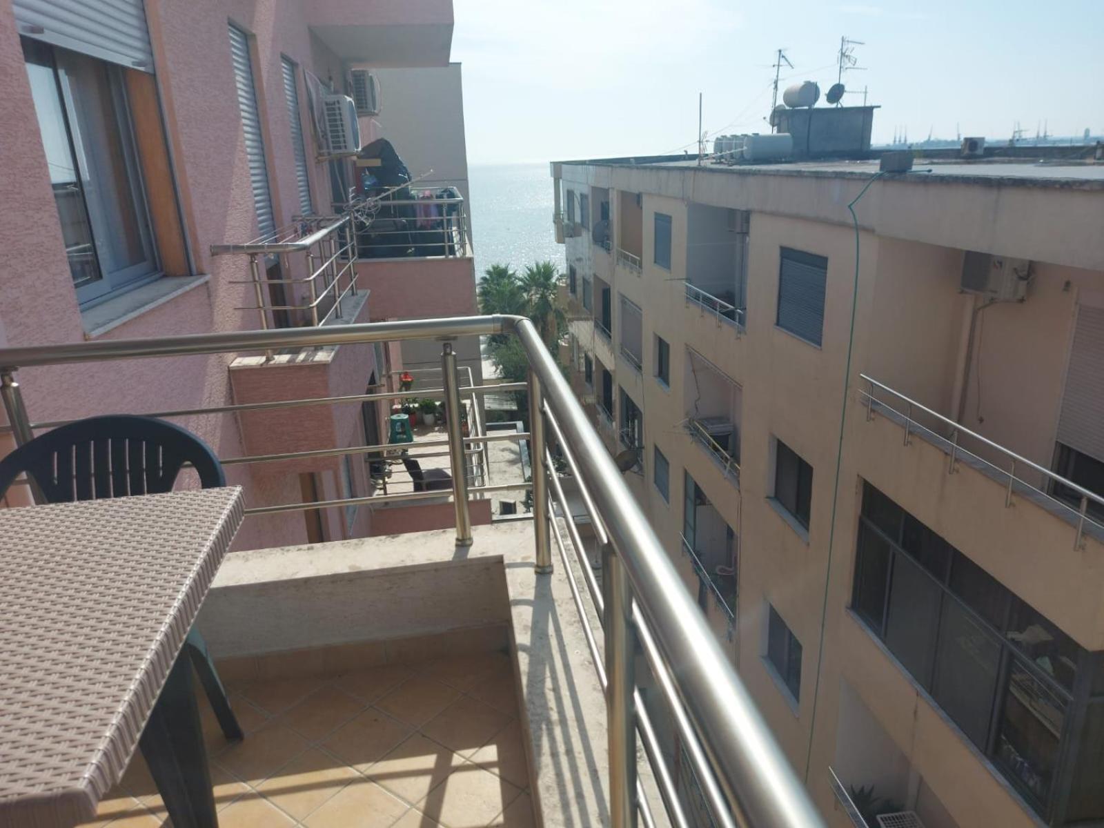 Bral Apartments 8 Two-Bedroom Beachfront Durrës Buitenkant foto