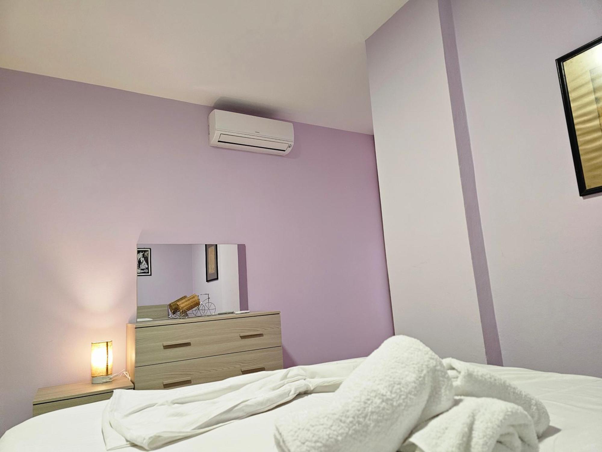 Bral Apartments 8 Two-Bedroom Beachfront Durrës Buitenkant foto